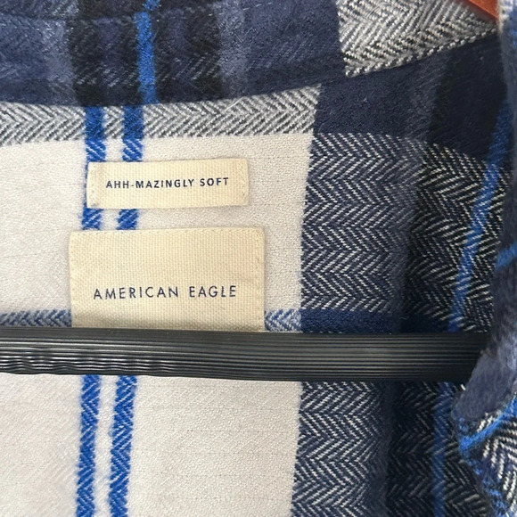 AMERICAN EAGLE button down shirt - Picture 3 of 4